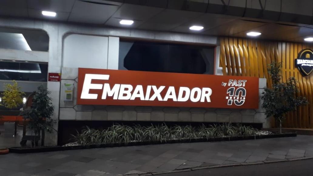 Embaixador Hotel & Centro De Eventos By Fast10 Porto Alegre Exterior foto